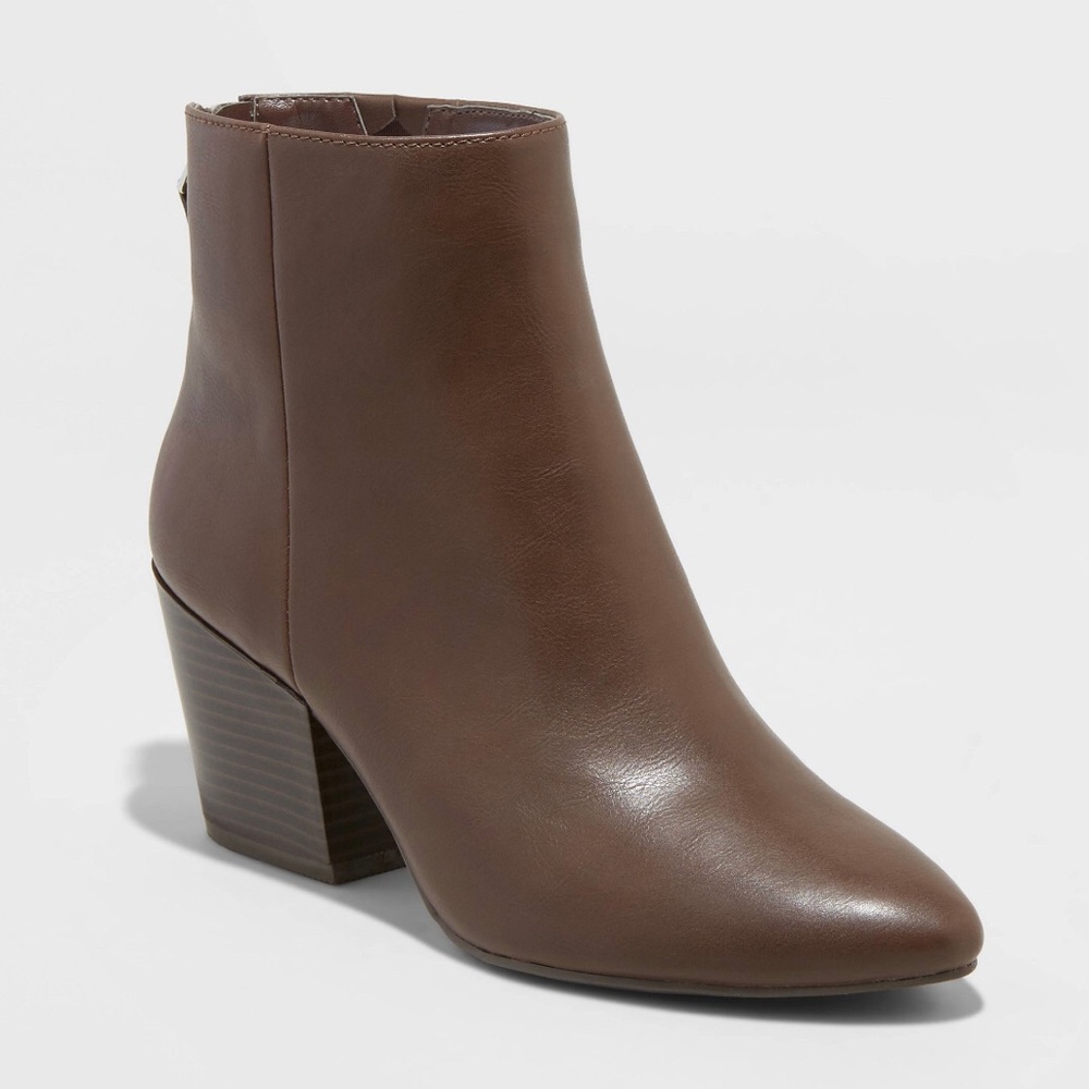 A New Day | Bren Faux Leather Zipper Back Booties